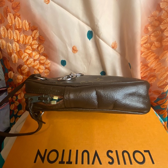 Louis Vuitton Pochette Sport Brown - Picture 5 of 10